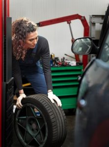 Как выбрать летние шины W-215/H-65/R-16: важные факторы и советы