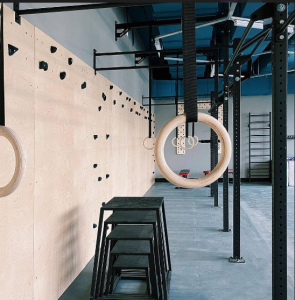 Как оборудовать зал под функциональные тренировки: базовый набор без лишнего